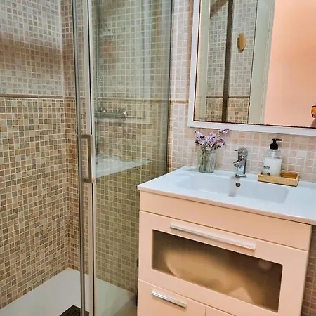 Claudia Tourist Apartamento *